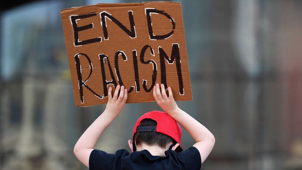 Florida Mengatakan Kelas AP Mengajarkan Teori Ras Kritis